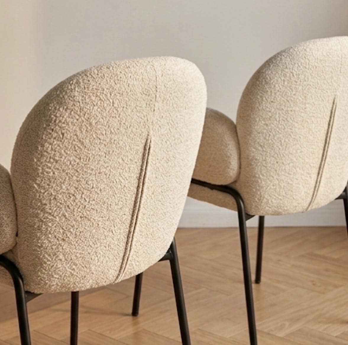 Set of 4 Black Dining Chairs | 18.5" Height | Dining Room Seat | Modern Style