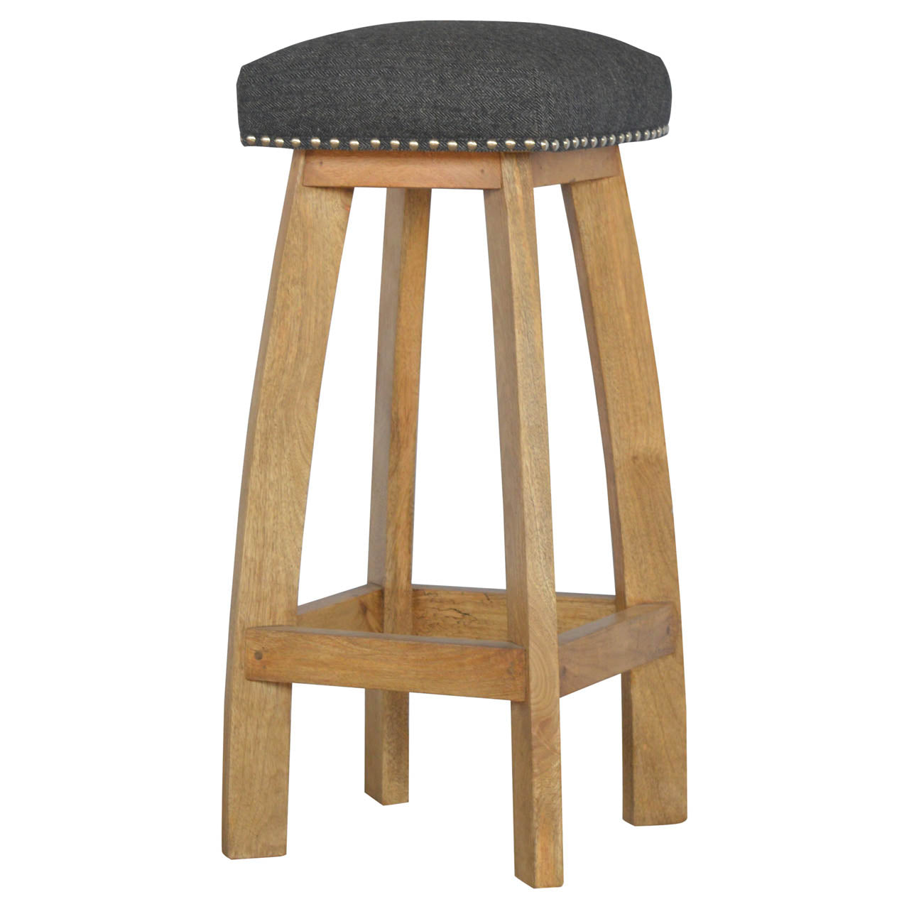 Tabouret noir tweed clouté