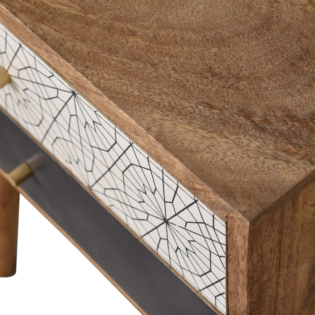 Table de chevet noir à motifs