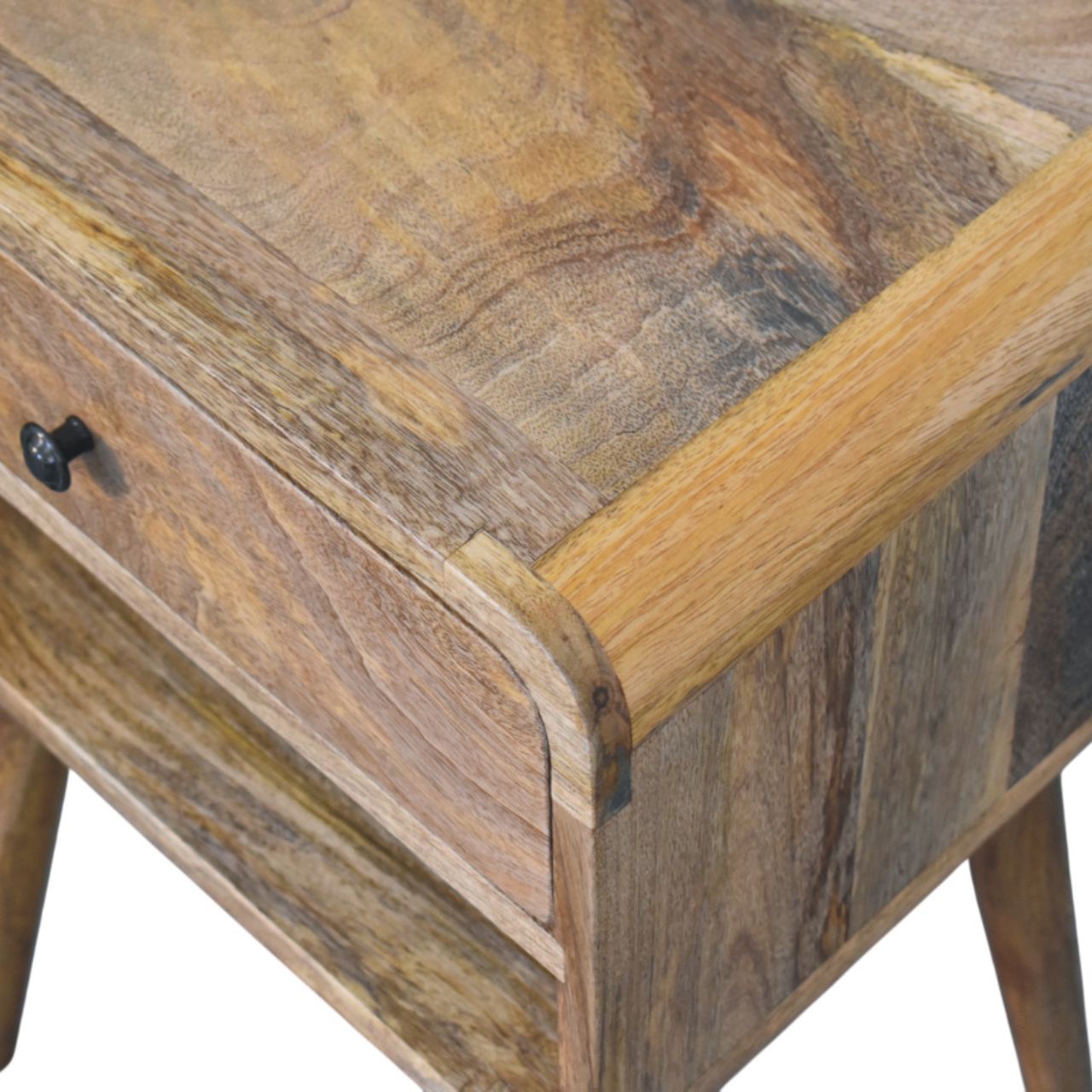 Table de chevet Avora chêne Ish tiroir & ouvert niche