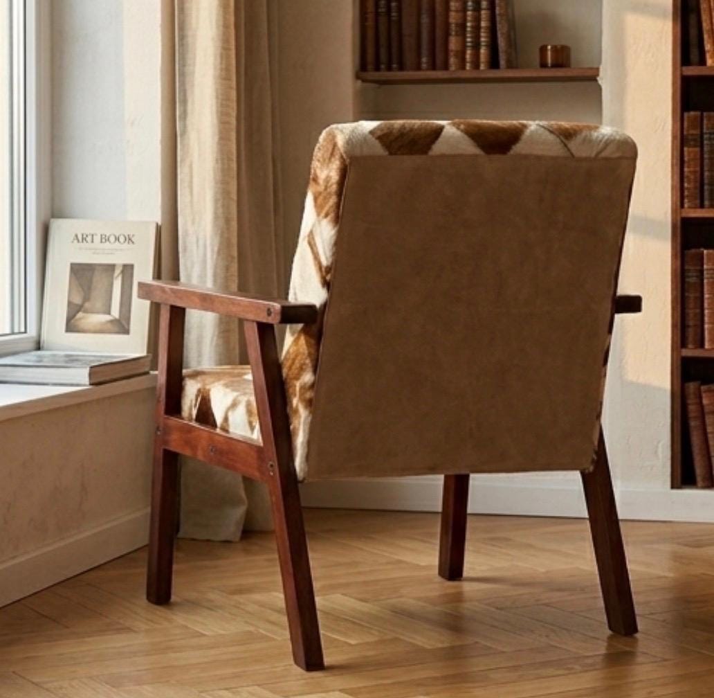 Brown Mid Century Modern Armchair | 28.3" Height | Living Room Chair | Mid Century Style