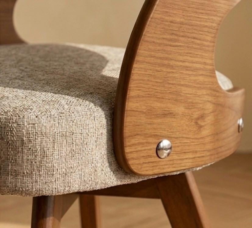 Compact Swivel Bar Stool - Smooth Turn, Sturdy Frame